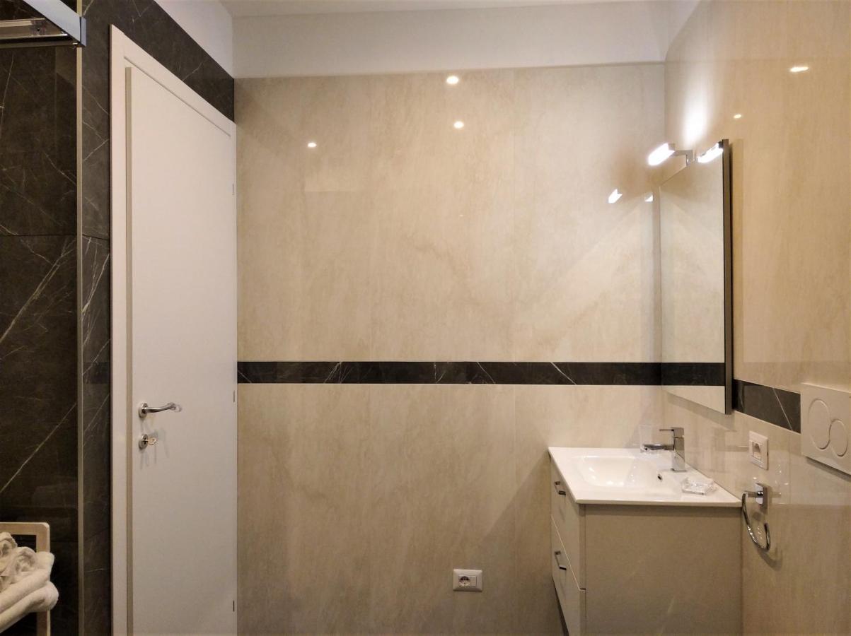 Astrid House Apartment Stresa Exterior photo